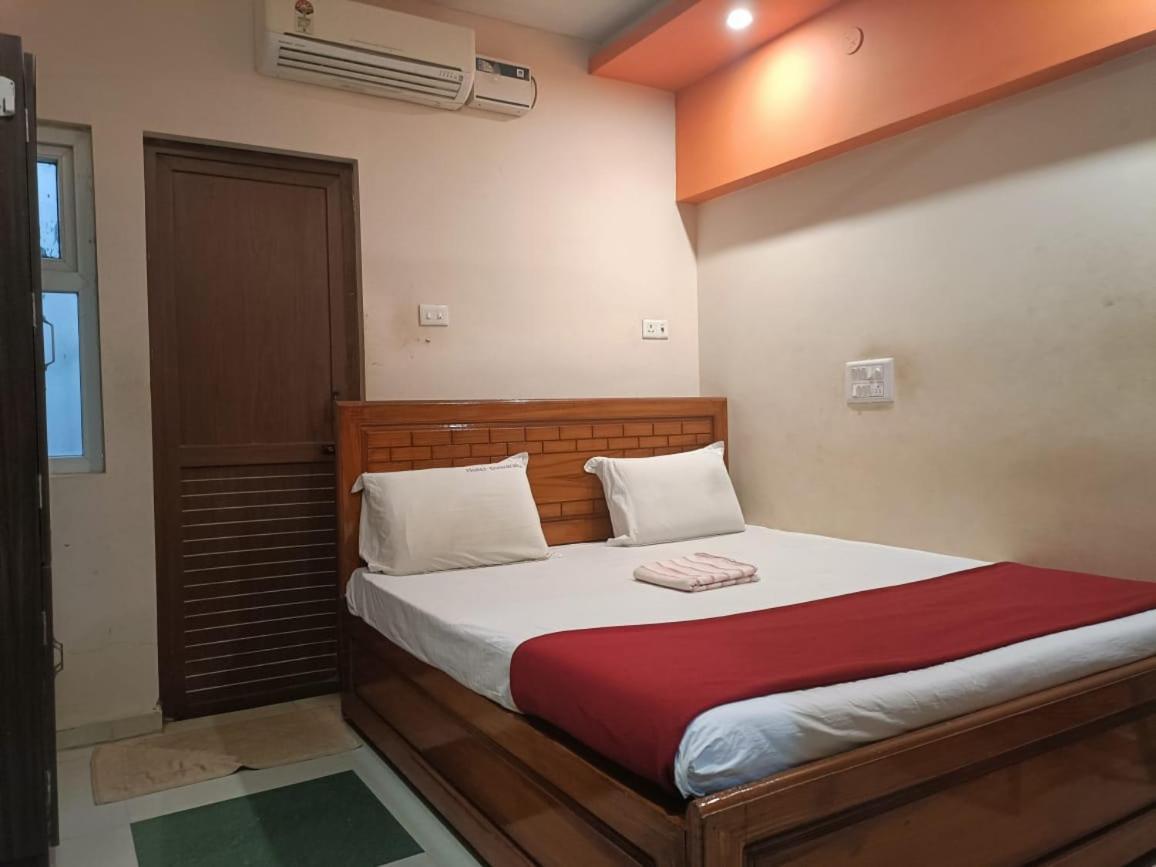 Hotel Duwaraka Rameswaram Bagian luar foto